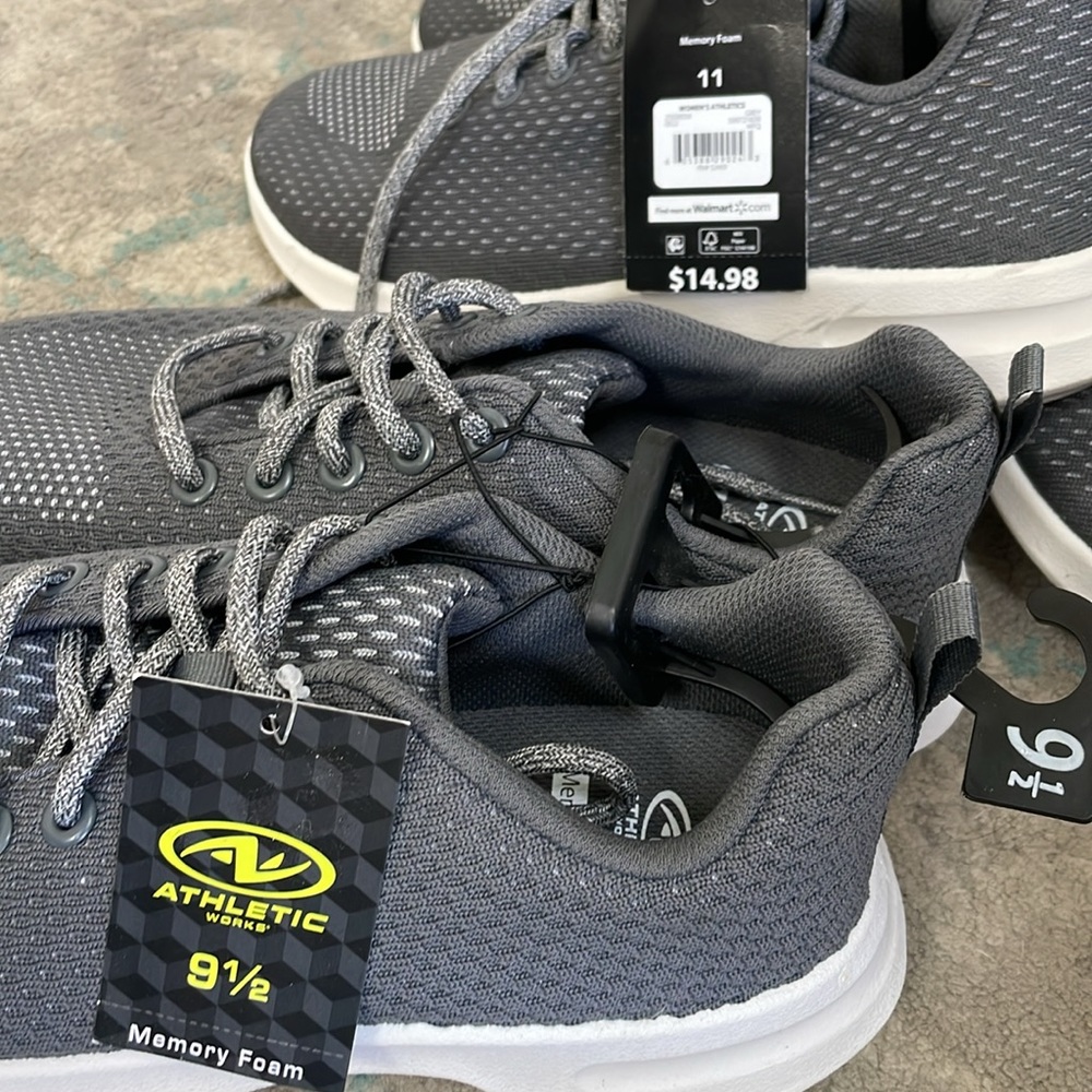 NWT  Womens Lifestyle Jogger Sneakers from Athletic Works - Picture 7 of 7